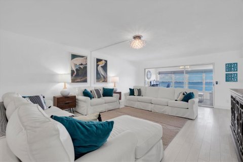 Copropriété à vendre à Gulfport, Floride: 3 chambres, 205.31 m2 № 2316636 - photo 10