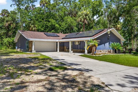 Casa en Homosassa, Florida 3 dormitorios, 133.41 m2 № 2207406