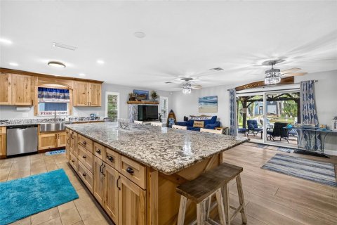 Villa ou maison à vendre à Homosassa, Floride: 3 chambres, 133.41 m2 № 2207406 - photo 13