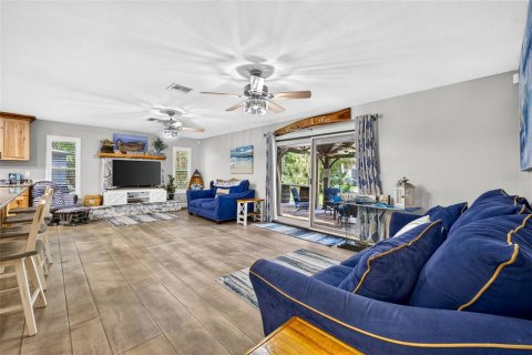 Villa ou maison à vendre à Homosassa, Floride: 3 chambres, 133.41 m2 № 2207406 - photo 18