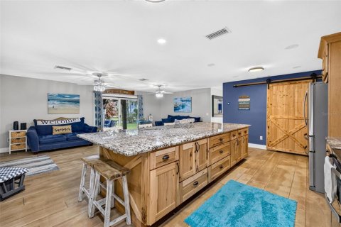 Villa ou maison à vendre à Homosassa, Floride: 3 chambres, 133.41 m2 № 2207406 - photo 12
