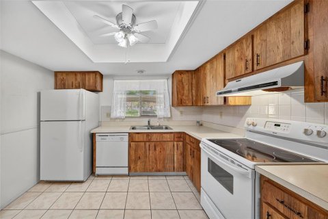 Купить кондоминиум в Клируотер, Флорида 6 комнат, 89.19м2, № 1902632 - фото 5