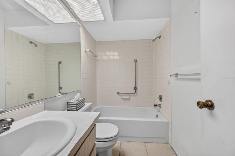 Купить кондоминиум в Клируотер, Флорида 6 комнат, 89.19м2, № 1902632 - фото 19