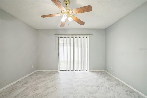 House in Sanford, Florida 2 bedrooms, 84.91 sq.m. № 1842105 - photo 13