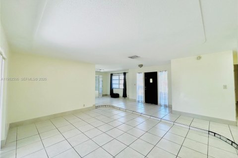 Casa en alquiler en Margate, Florida, 3 dormitorios, 148.27 m2 № 2024078 - foto 10