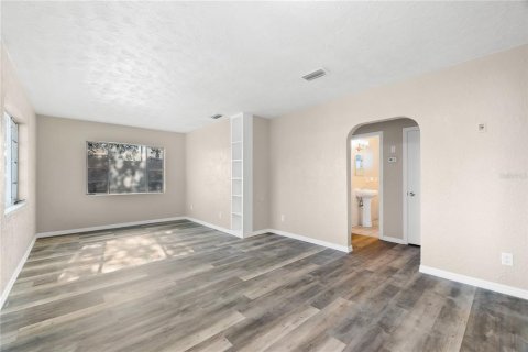 House in Bradenton, Florida 2 bedrooms, 103.86 sq.m. № 1218858 - photo 15