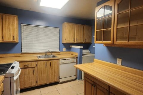 Casa en venta en Orlando, Florida, 2 dormitorios, 93.18 m2 № 1820858 - foto 6
