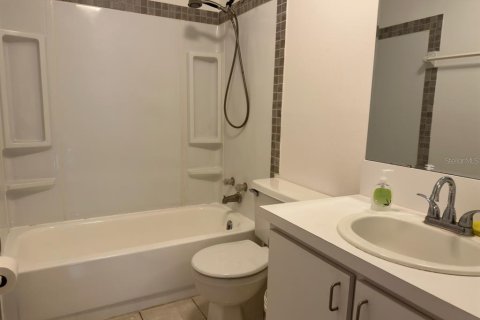 Casa en venta en Orlando, Florida, 2 dormitorios, 93.18 m2 № 1820858 - foto 12