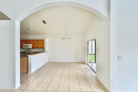 Villa ou maison à louer à Bradenton, Floride: 4 chambres, 183.95 m2 № 1894876 - photo 7