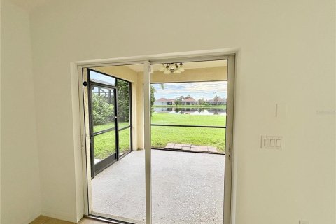 Villa ou maison à louer à Bradenton, Floride: 4 chambres, 183.95 m2 № 1894876 - photo 8