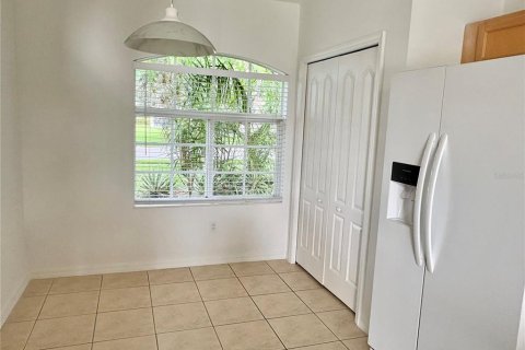 Villa ou maison à louer à Bradenton, Floride: 4 chambres, 183.95 m2 № 1894876 - photo 15