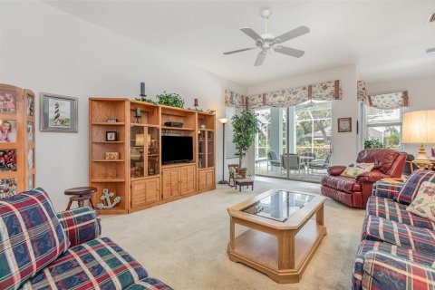 House in Bradenton, Florida 2 bedrooms, 185.8 sq.m. № 1833406 - photo 7