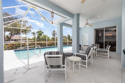 House in Bradenton, Florida 2 bedrooms, 185.8 sq.m. № 1833406 - photo 20