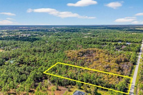 Terreno en venta en Naples, Florida № 2016476 - foto 7