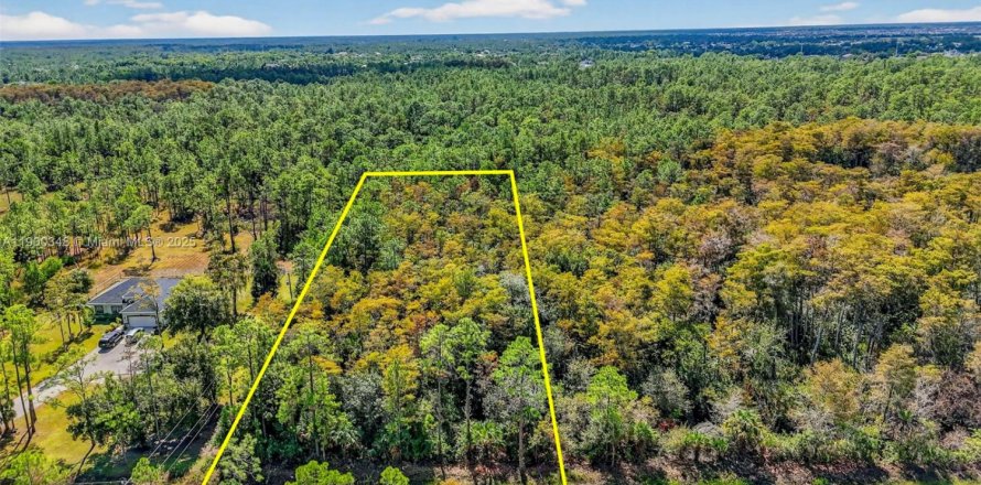 Terreno en Naples, Florida № 2016476