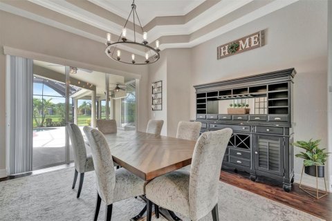 Villa ou maison à vendre à Bradenton, Floride: 3 chambres, 292.27 m2 № 1870396 - photo 8