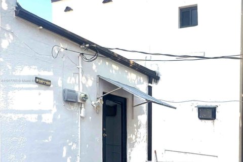 Купить виллу или дом в Майами, Флорида 4 спальни, 190.45м2, № 1972578 - фото 10