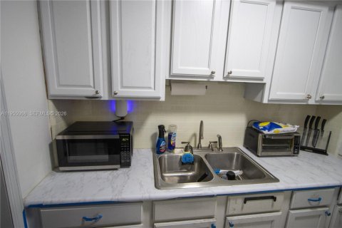 Купить кондоминиум в Майами-Гарденс, Флорида 1 спальня, 66.89м2, № 2011650 - фото 8