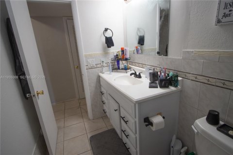 Купить кондоминиум в Майами-Гарденс, Флорида 1 спальня, 66.89м2, № 2011650 - фото 10