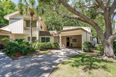 House in Clearwater, Florida 2 bedrooms, 95.22 sq.m. № 2118979