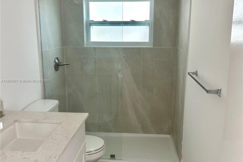 Купить кондоминиум в Бей-Харбор-Айлендс, Флорида 1 спальня, 78.04м2, № 1895475 - фото 8