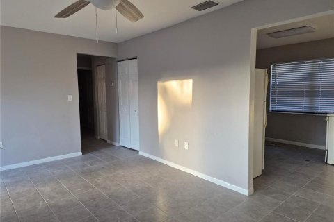 Appartement à louer à Largo, Floride: 2 chambres, 78.04 m2 № 2424158 - photo 11