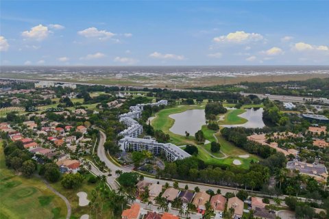 Copropriété à vendre à Weston, Floride: 2 chambres, 120.03 m2 № 1982072 - photo 27