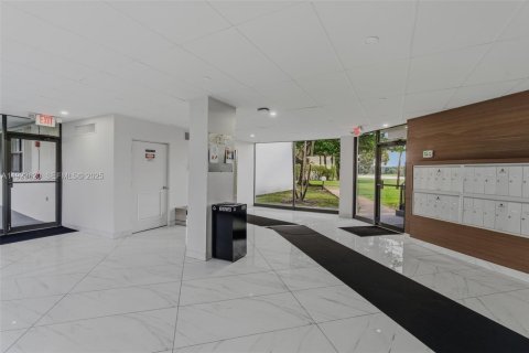 Copropriété à vendre à Weston, Floride: 2 chambres, 120.03 m2 № 1982072 - photo 23
