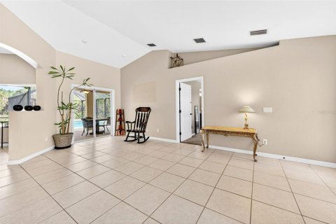 Villa ou maison à vendre à Palm Bay, Floride: 3 chambres, 145.11 m2 № 2142249 - photo 16
