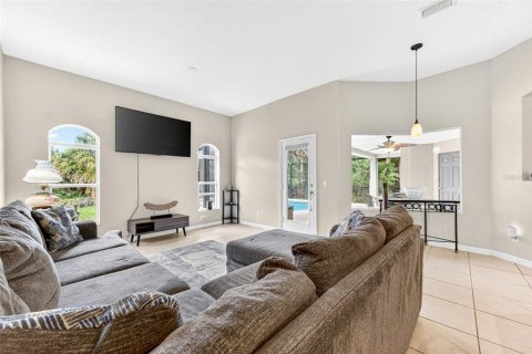 Villa ou maison à vendre à Palm Bay, Floride: 3 chambres, 145.11 m2 № 2142249 - photo 28