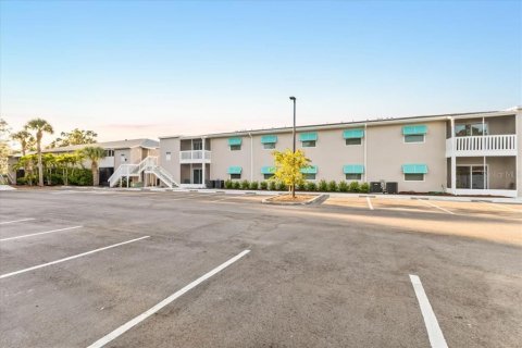 Commercial property in Bradenton, Florida 1437.76 sq.m. № 1914996 - photo 15