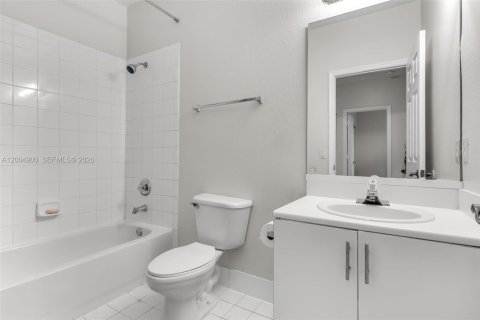 Touwnhouse à vendre à Homestead, Floride: 4 chambres, 163.97 m2 № 2170563 - photo 14