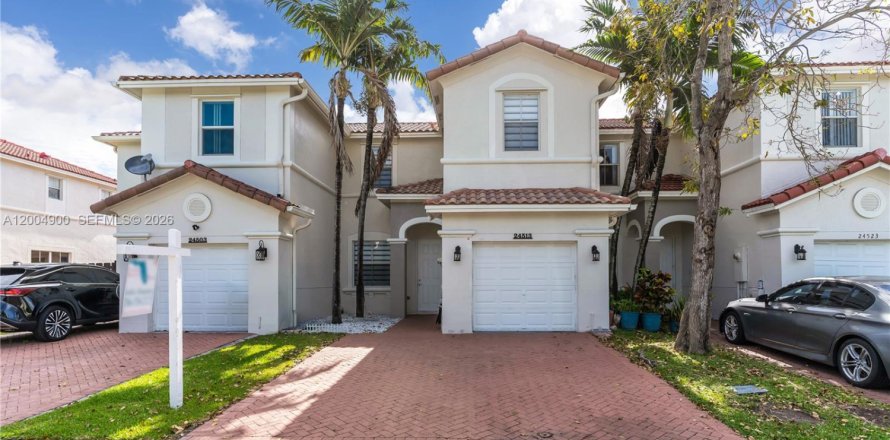 Touwnhouse à Homestead, Floride 4 chambres, 163.97 m2 № 2170563