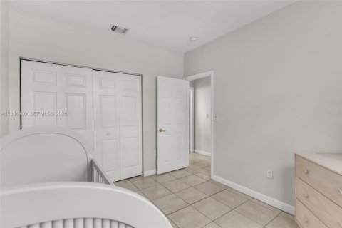 Touwnhouse à vendre à Homestead, Floride: 4 chambres, 163.97 m2 № 2170563 - photo 13
