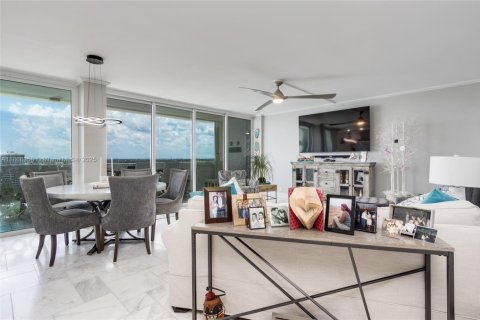Condo in Boca Raton, Florida, 2 bedrooms  № 1897259 - photo 17
