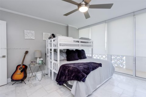 Condo in Boca Raton, Florida, 2 bedrooms  № 1897259 - photo 27