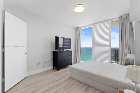 Condominio en venta en Sunny Isles Beach, Florida, 2 dormitorios, 147.81 m2 № 1671507 - foto 29