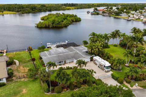 Casa en venta en Fort Myers, Florida, 3 dormitorios, 210.24 m2 № 1778417 - foto 5