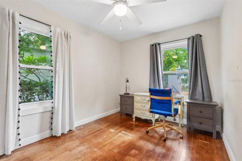 House in Saint Petersburg, Florida 2 bedrooms, 75.81 sq.m. № 2355130 - photo 16