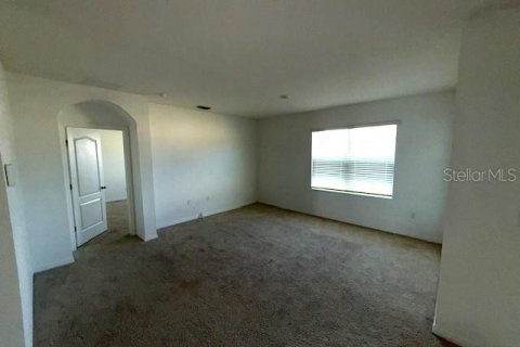 House in Haines City, Florida 4 bedrooms, 173.45 sq.m. № 1855805 - photo 5