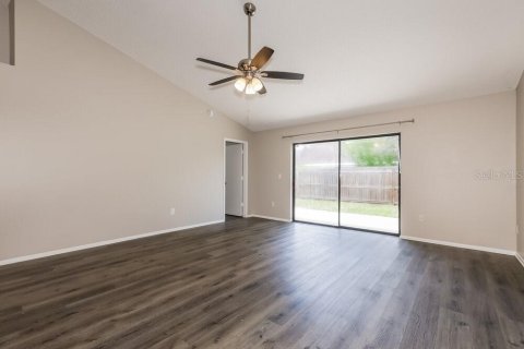 House in Riverview, Florida 4 bedrooms, 147.9 sq.m. № 2379026 - photo 3