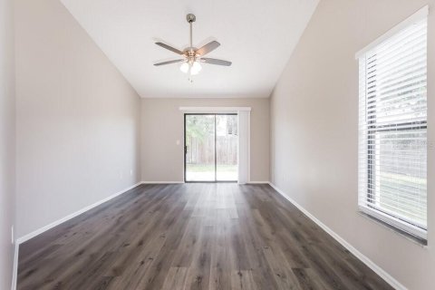 House in Riverview, Florida 4 bedrooms, 147.9 sq.m. № 2379026 - photo 9