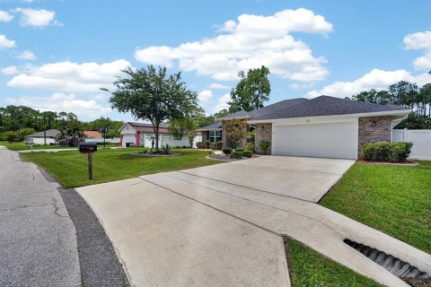Villa ou maison à vendre à Palm Coast, Floride: 4 chambres, 231.98 m2 № 2238264 - photo 5