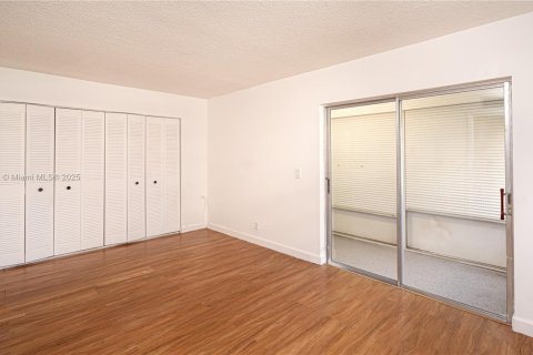 Купить кондоминиум в Делрей-Бич, Флорида 1 спальня, 70.61м2, № 1981722 - фото 15