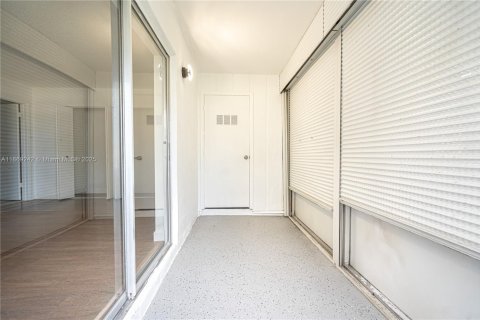 Купить кондоминиум в Делрей-Бич, Флорида 1 спальня, 70.61м2, № 1981722 - фото 23