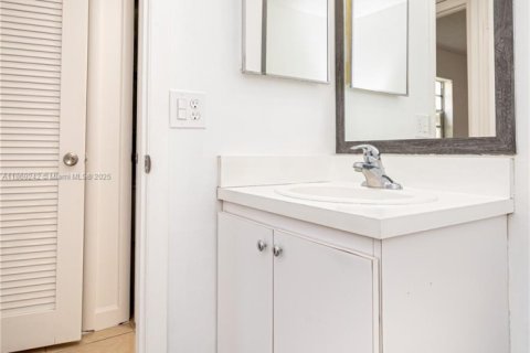 Купить кондоминиум в Делрей-Бич, Флорида 1 спальня, 70.61м2, № 1981722 - фото 28