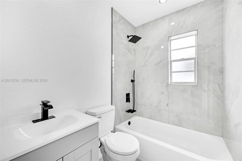 Casa en venta en Miami, Florida, 4 dormitorios, 117.43 m2 № 2269106 - foto 25