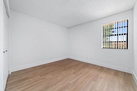 Condominio en alquiler en Boca Raton, Florida, 3 dormitorios, 109.44 m2 № 2084972 - foto 19