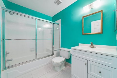 Condominio en alquiler en Boca Raton, Florida, 3 dormitorios, 109.44 m2 № 2084972 - foto 5