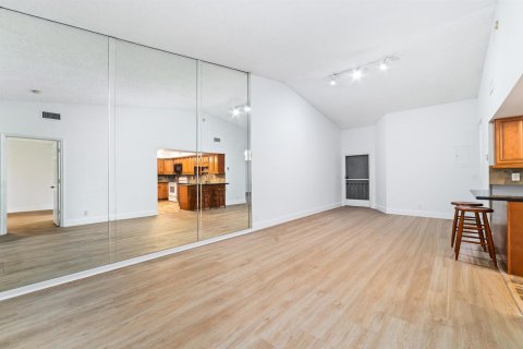 Condominio en alquiler en Boca Raton, Florida, 3 dormitorios, 109.44 m2 № 2084972 - foto 15